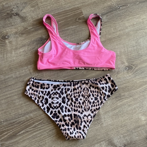 Bikini swimsuit - Picture 4 of 6